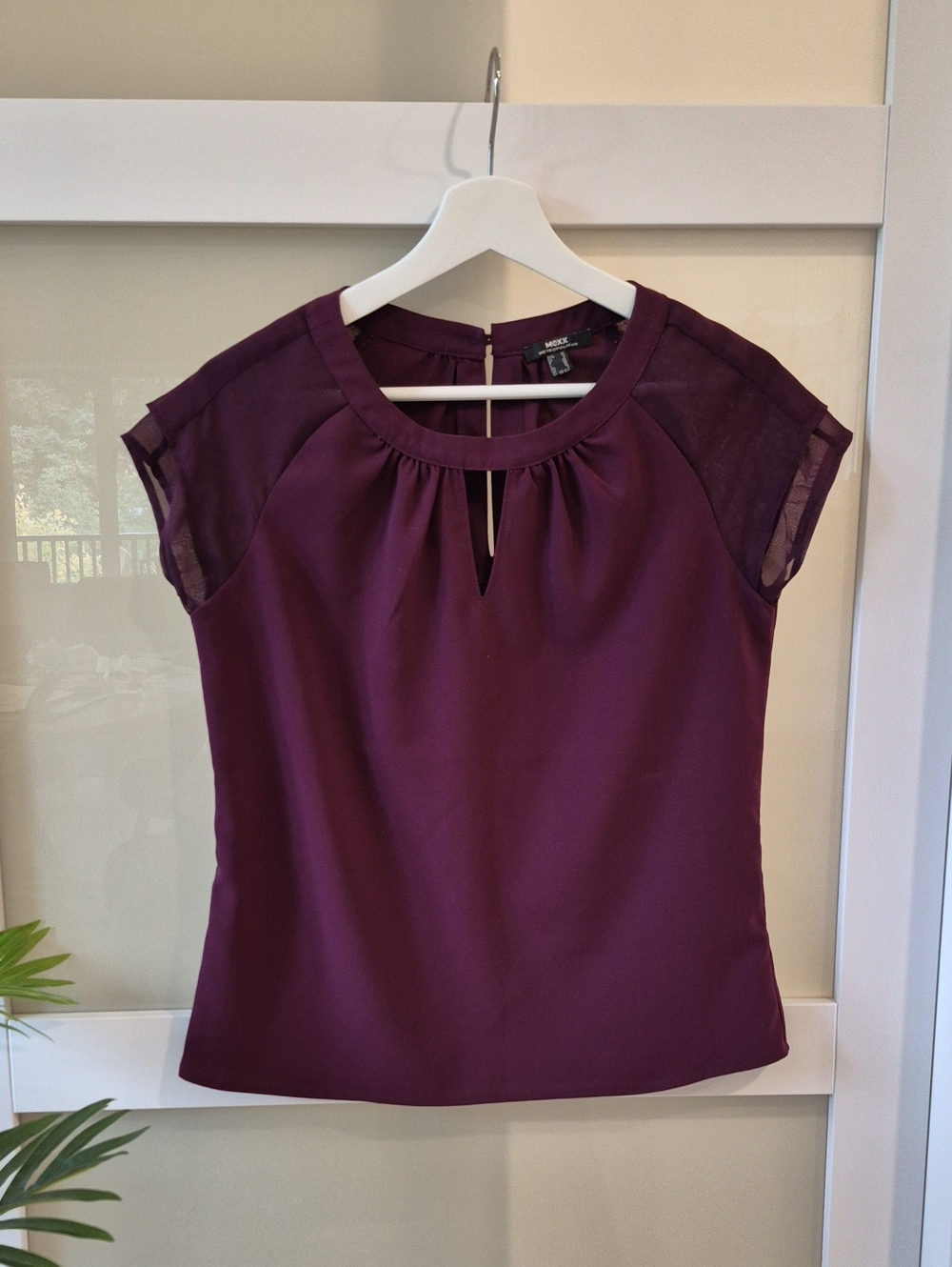 Mexx Plum Keyhole Cap-Sleeve Blouse